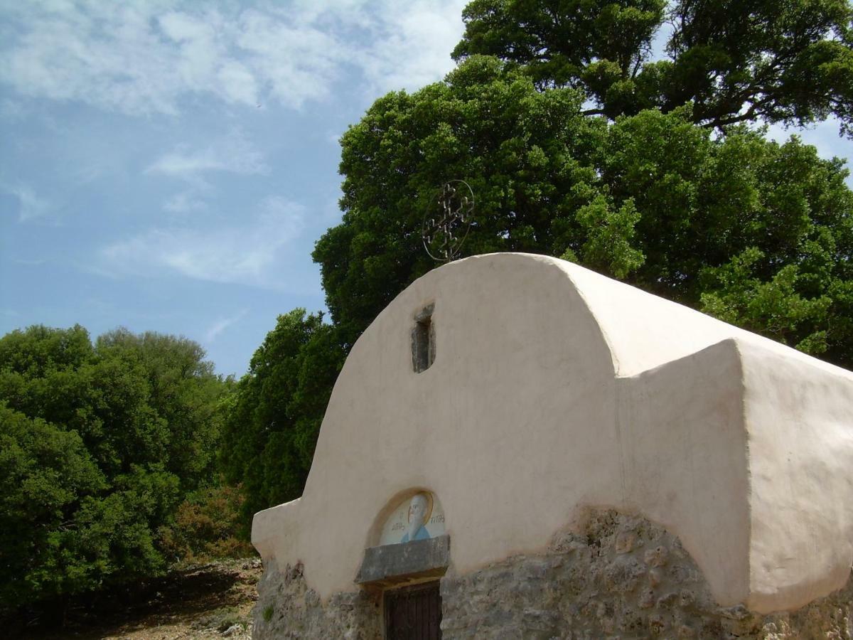 Χenonas Kourites Hotel Kouroutai Exterior photo